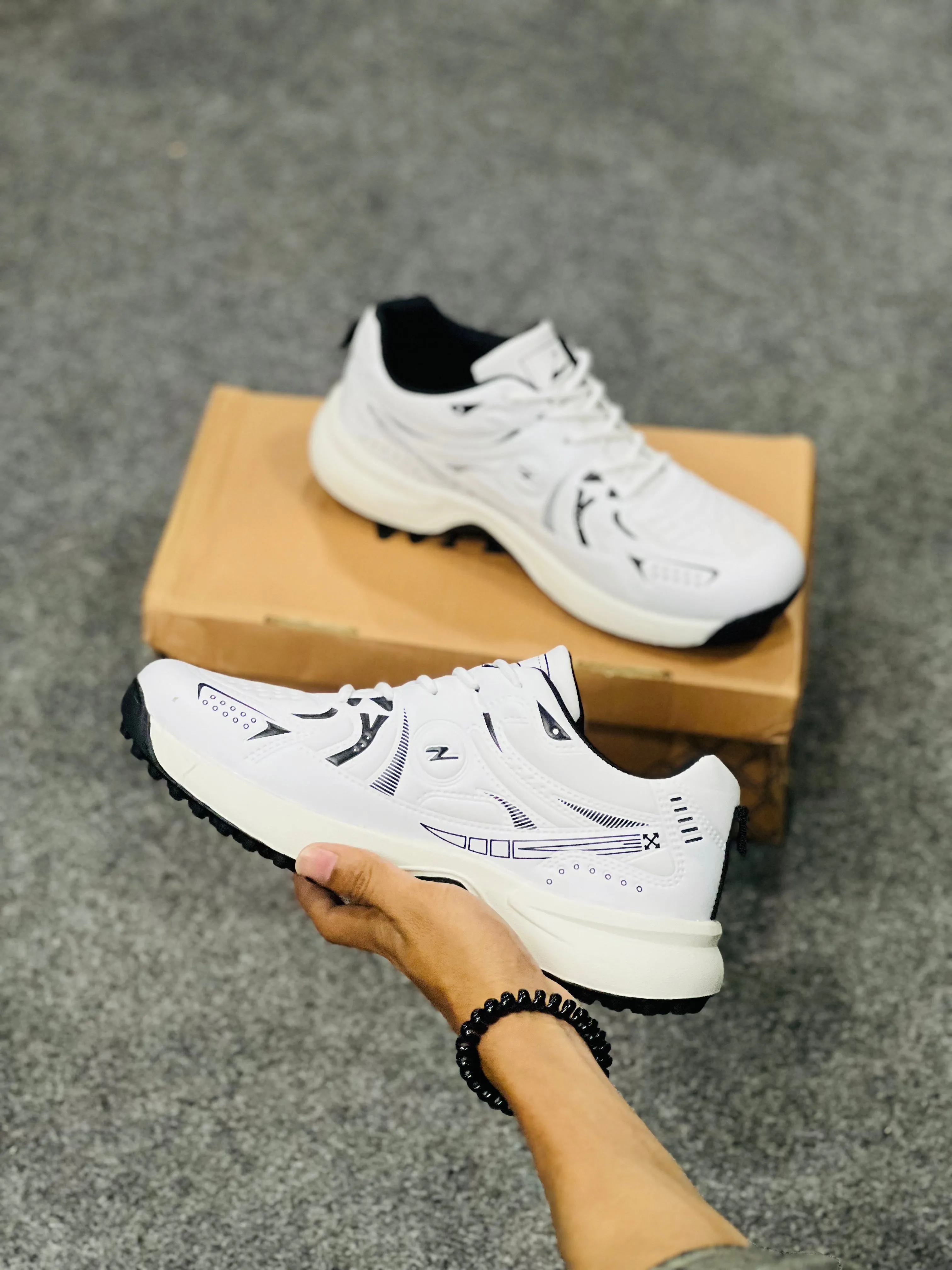 Walk Sports Gripper - White 2
