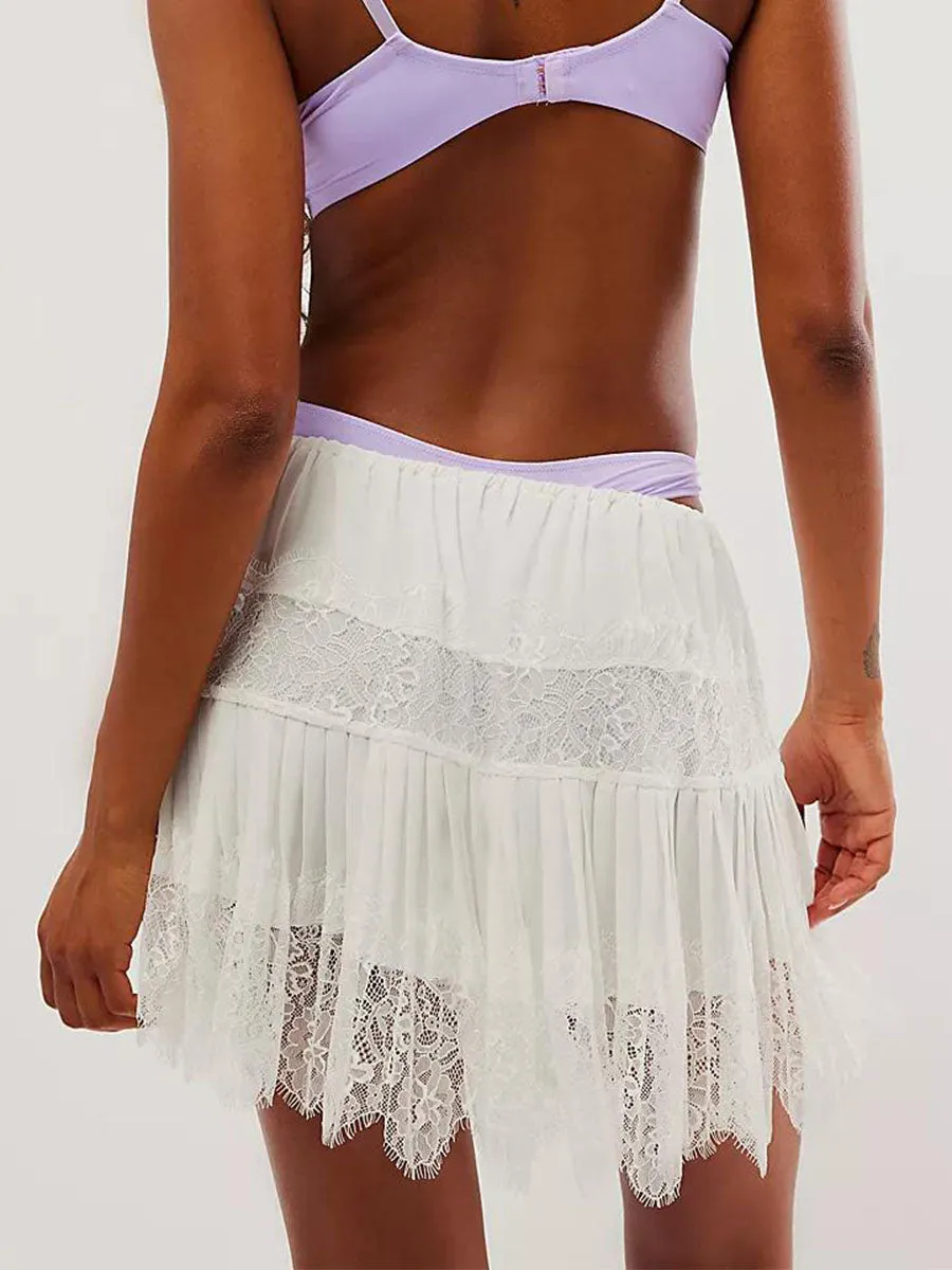White Mesh Pleated Mini Skirts