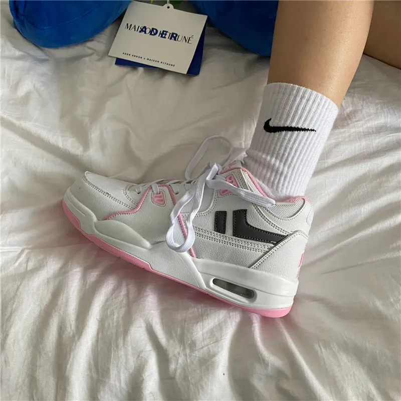 White Pink College style sports shoes UB3529