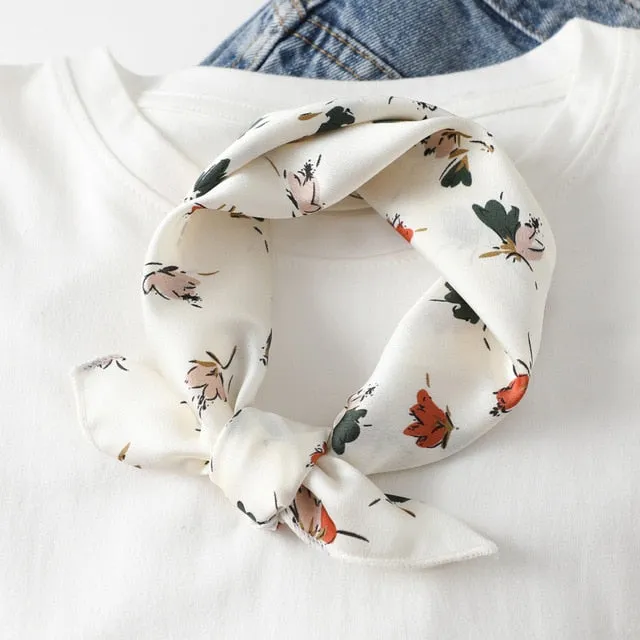 Women Small Satin Scarf Foulard Handkerchief Bandana Neck Hair Tie Scarves Shawls