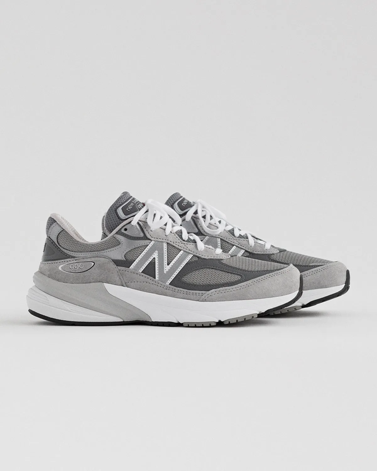 W's 990v6 'Made in USA' Grey