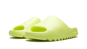 Yeezy Slides "Glow Green 2022"