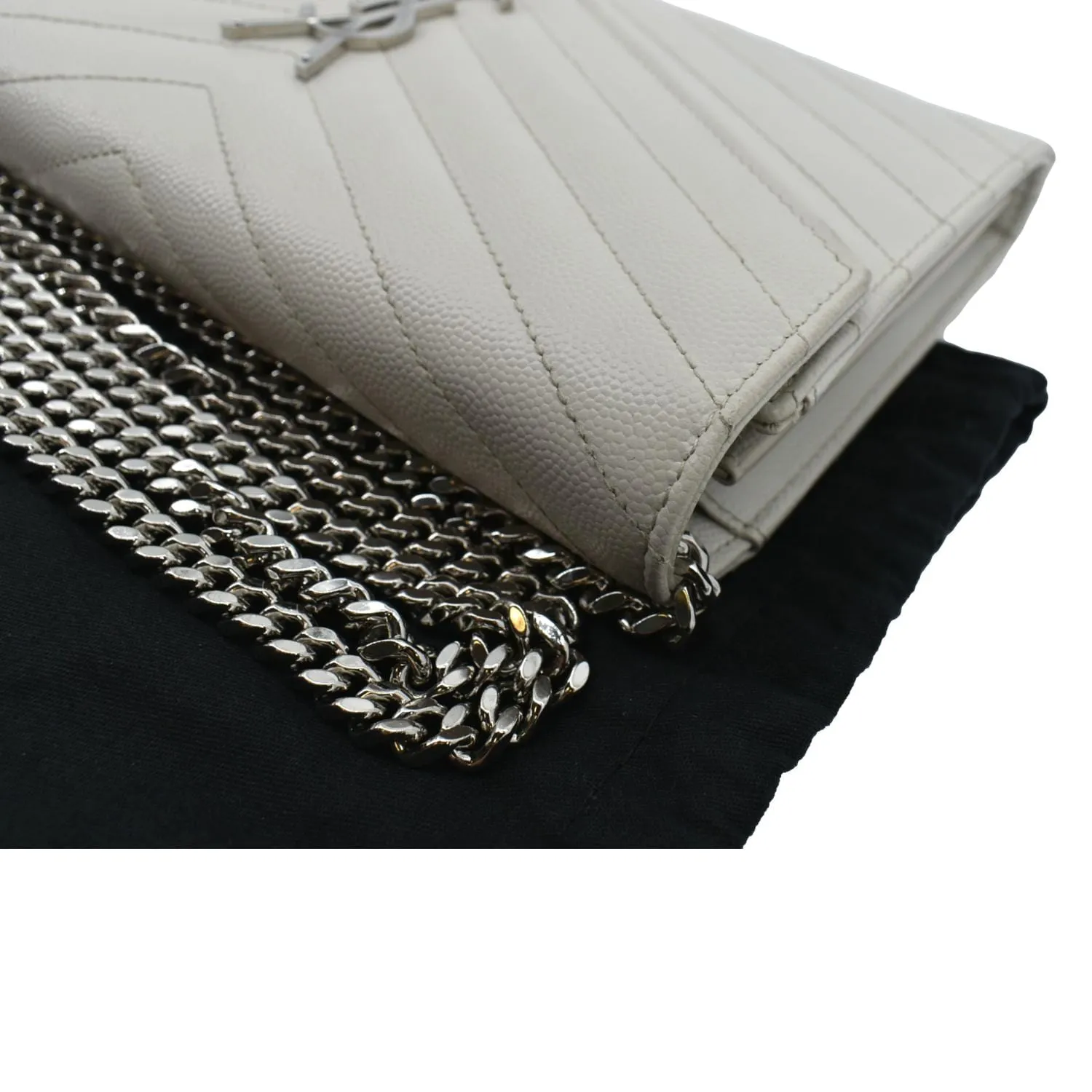 YVES SAINT LAURENT Grain De Poudre Envelope Chain Bag White